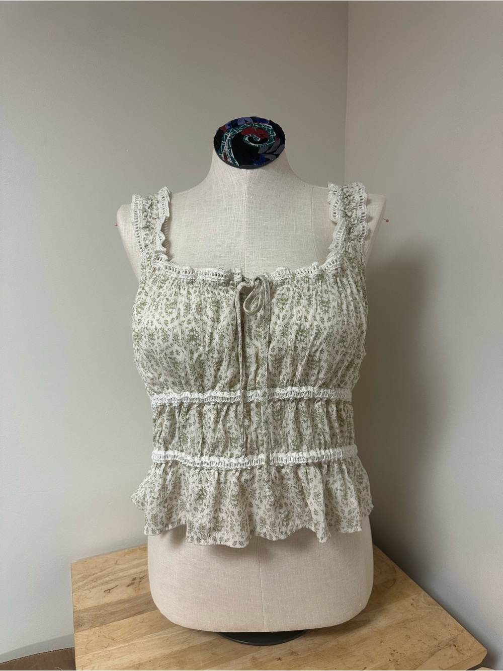 Celebrity Pink Cream Floral Smocked Peplum Camisole